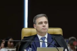 STF forma maioria para manter prisão do banqueiro Daniel Vorcaro