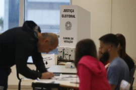 Eleitorado acima de 60 anos cresce mais que média nacional e ganha protagonismo nas eleições