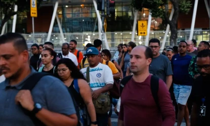 Taxa de desemprego fica em 6,1% no início de 2026 e atinge menor nível para o período