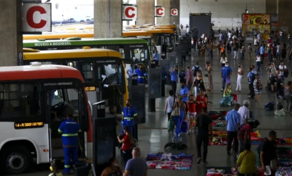 Estudo aponta que tarifa zero no transporte pode ter efeito semelhante ao Bolsa Família