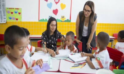Prefeitura de Timon começa a entrega de kits escolares para cerca de 33 mil alunos