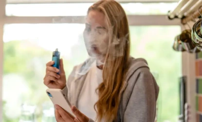 Estudo reforça alerta sobre riscos do cigarro eletrônico entre crianças e adolescentes