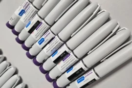 Pediatras alertam para riscos do uso inadequado de medicamentos para obesidade em crianças