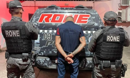 Homem com mandado de prisão em aberto é detido em terminal rodoviário de Teresina