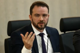 Governo apresenta proposta de subsídio ao diesel após resistência de estados sobre ICMS