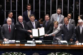 Congresso promulga acordo Mercosul-União Europeia e conclui etapa para entrada em vigor no Brasil