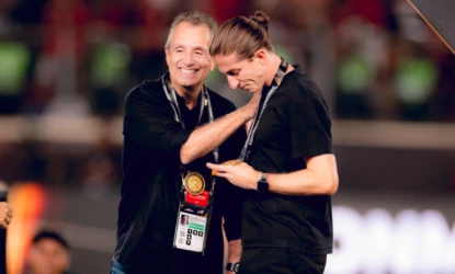 Presidente do Flamengo afirma que decisão por demissão visou proteger temporada