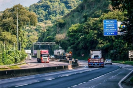 Regras do frete passam a exigir código prévio e reforçam fiscalização no país