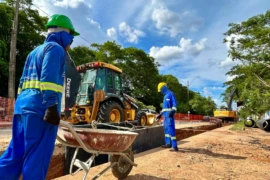 Teresina amplia rede de esgoto e deve ultrapassar 6 km de novas tubulações em março