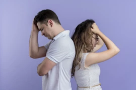 Relações enfrentam desgaste emocional na era das conexões rápidas