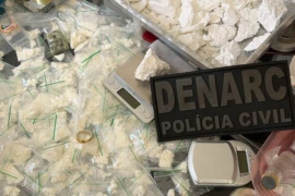 Operação das polícias Civil e Militar prende três suspeitos e apreende drogas, armas e combustível em Teresina