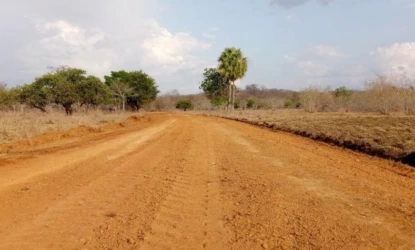 Idepi inicia recuperação de estradas vicinais na zona rural de Demerval Lobão