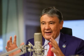 Ministro afirma que mais de 5 milhões de famílias deixaram o Bolsa Família desde 2023