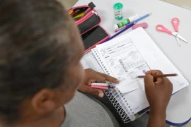 Brasil reduz analfabetismo ao menor índice da série histórica, aponta IBGE