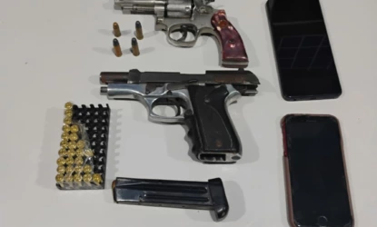 Polícia Militar apreende armas e prende homem durante abordagem no Sul do Piauí
