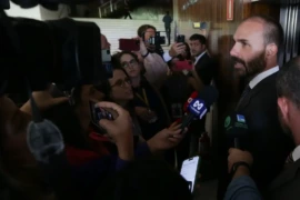STF condena Eduardo Bolsonaro a mais de 4 anos de prisão e declara inelegibilidade por oito anos