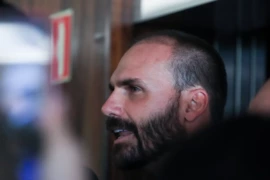 STF julga nesta terça-feira ação contra Eduardo Bolsonaro relacionada ao tarifaço dos EUA