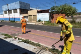 FMS realiza ação de limpeza no bairro Santa Cruz neste sábado (29)
