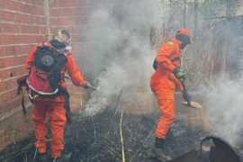 Bombeiros atendem cinco incêndios em vegetação em cinco horas em Picos