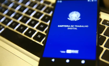 Desemprego recua para 5,3% e Brasil registra recordes no mercado de trabalho