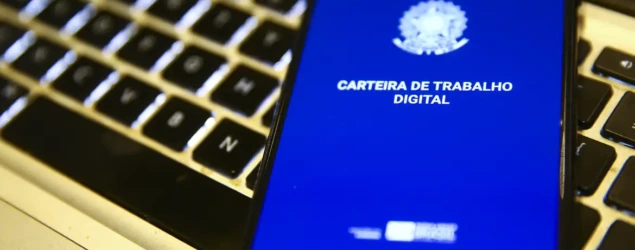 Desemprego recua para 5,3% e Brasil registra recordes no mercado de trabalho