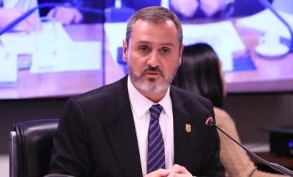 Flávio Dino manda reintegrar cúpula da PF afastada por Mendonça