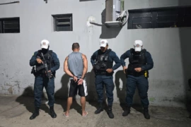 Homem é conduzido à Central de Flagrantes após ameaças com arma de pressão em Teresina